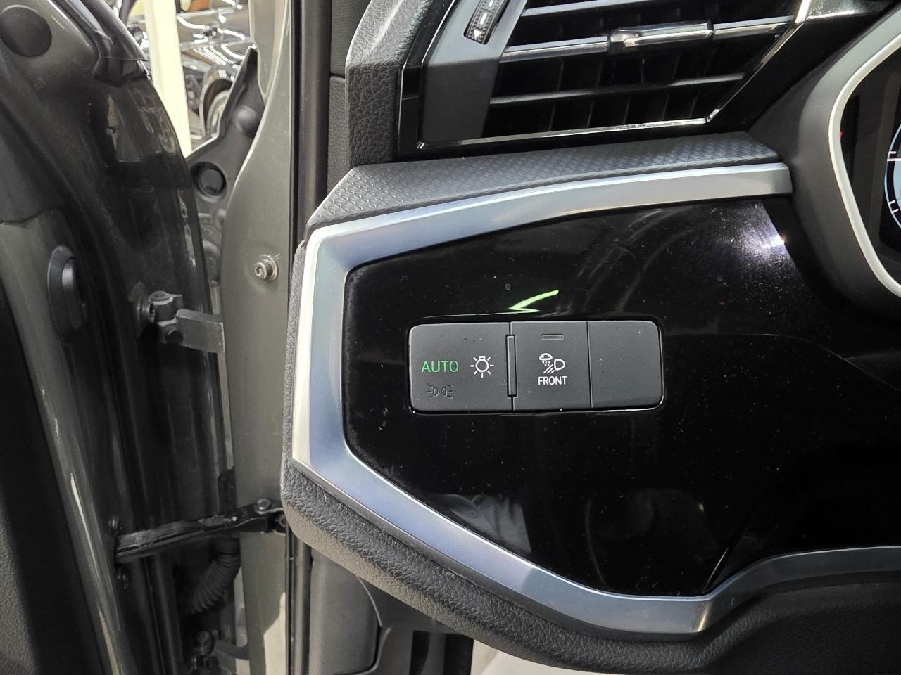 Audi Q3 S line Premium Plus quattro 2022