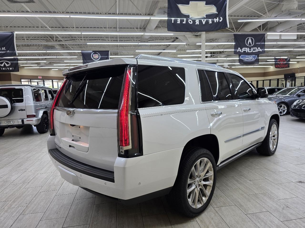 Cadillac Escalade Premium 4WD 2019