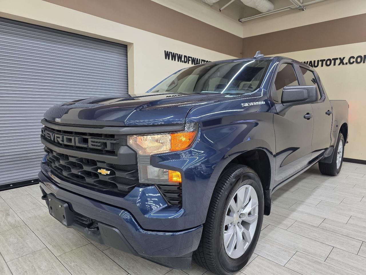 Chevrolet Silverado 1500 Custom Crew Cab 2WD 2022