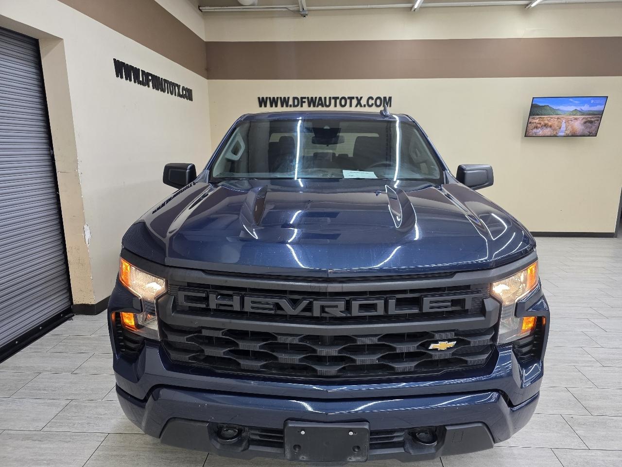 Chevrolet Silverado 1500 Custom Crew Cab 2WD 2022