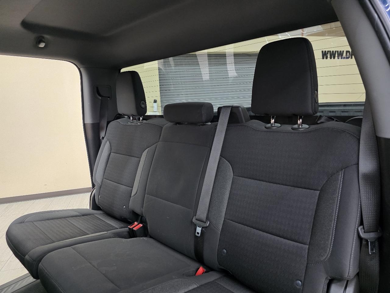 Chevrolet Silverado 1500 Custom Crew Cab 2WD 2022
