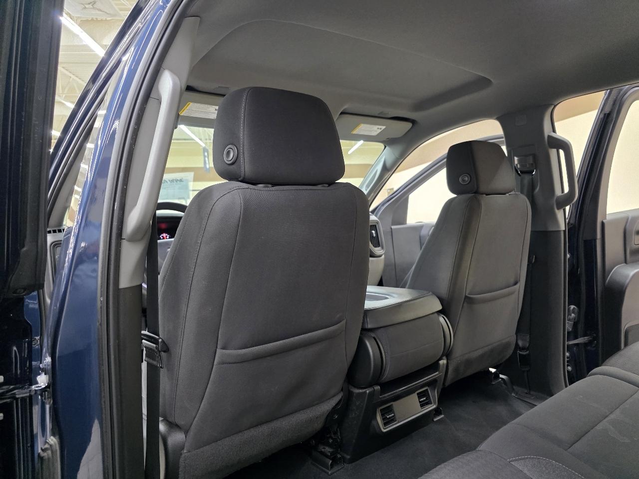 Chevrolet Silverado 1500 Custom Crew Cab 2WD 2022