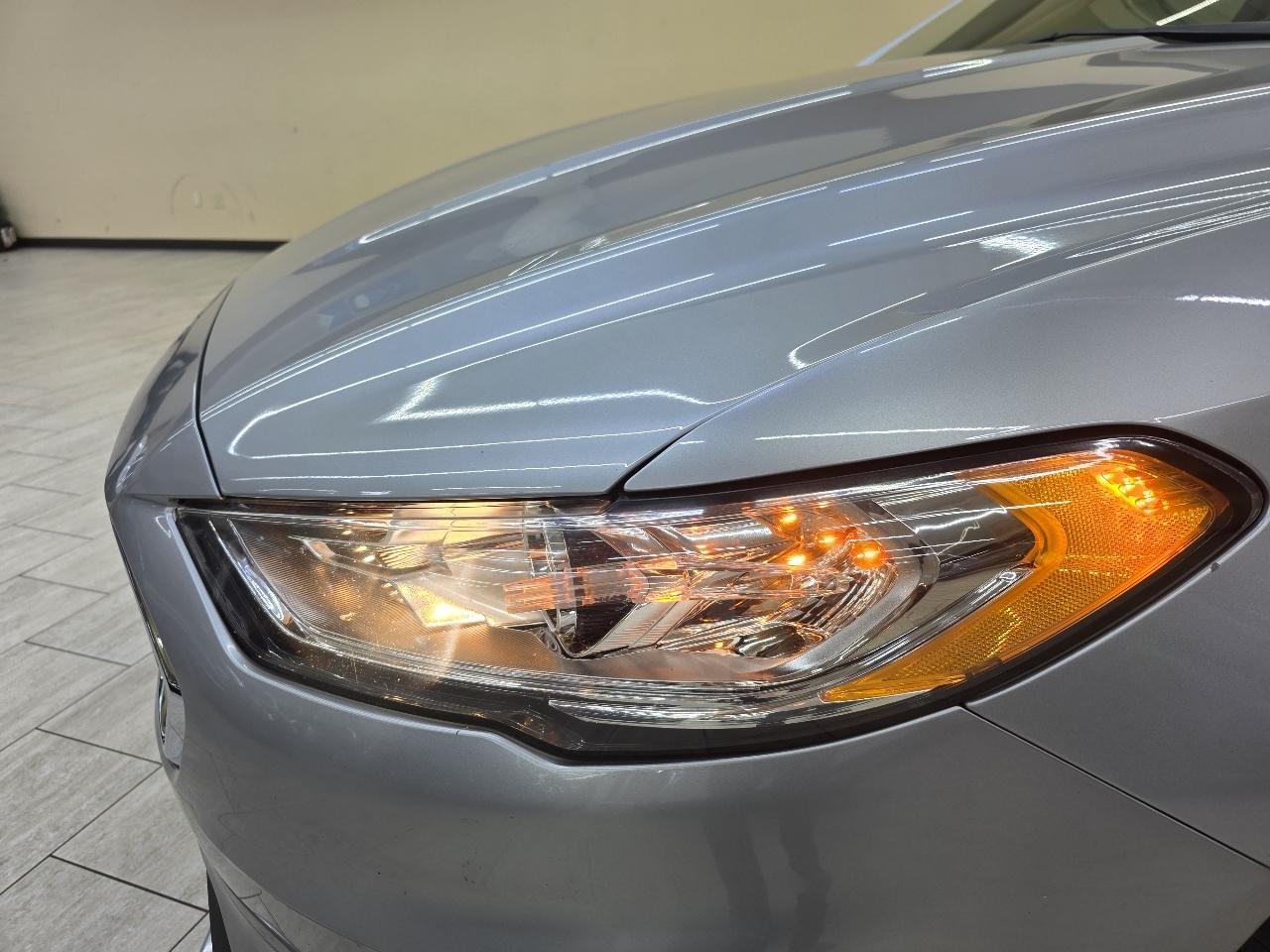 Ford Fusion S 2020