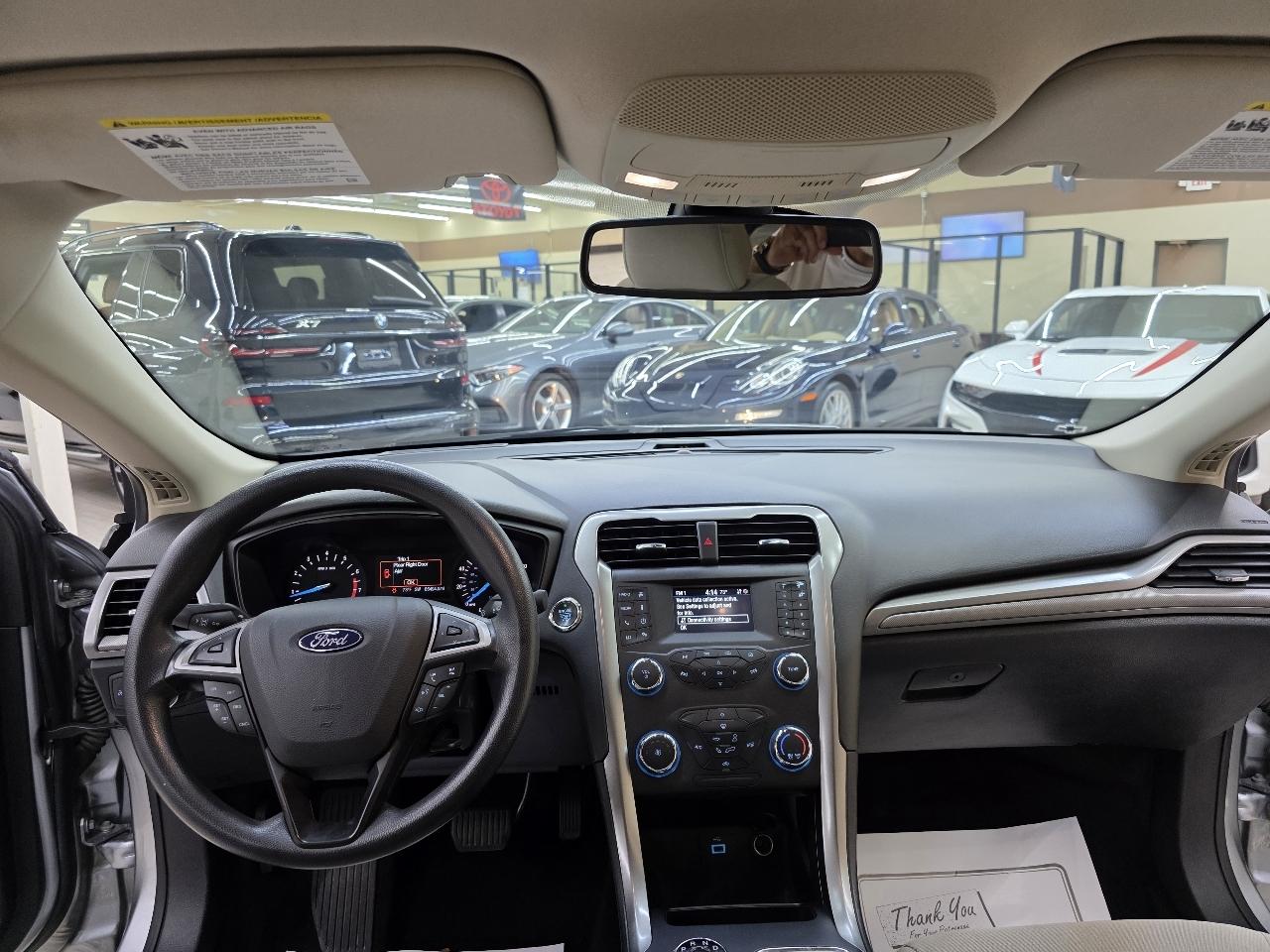 Ford Fusion S 2020