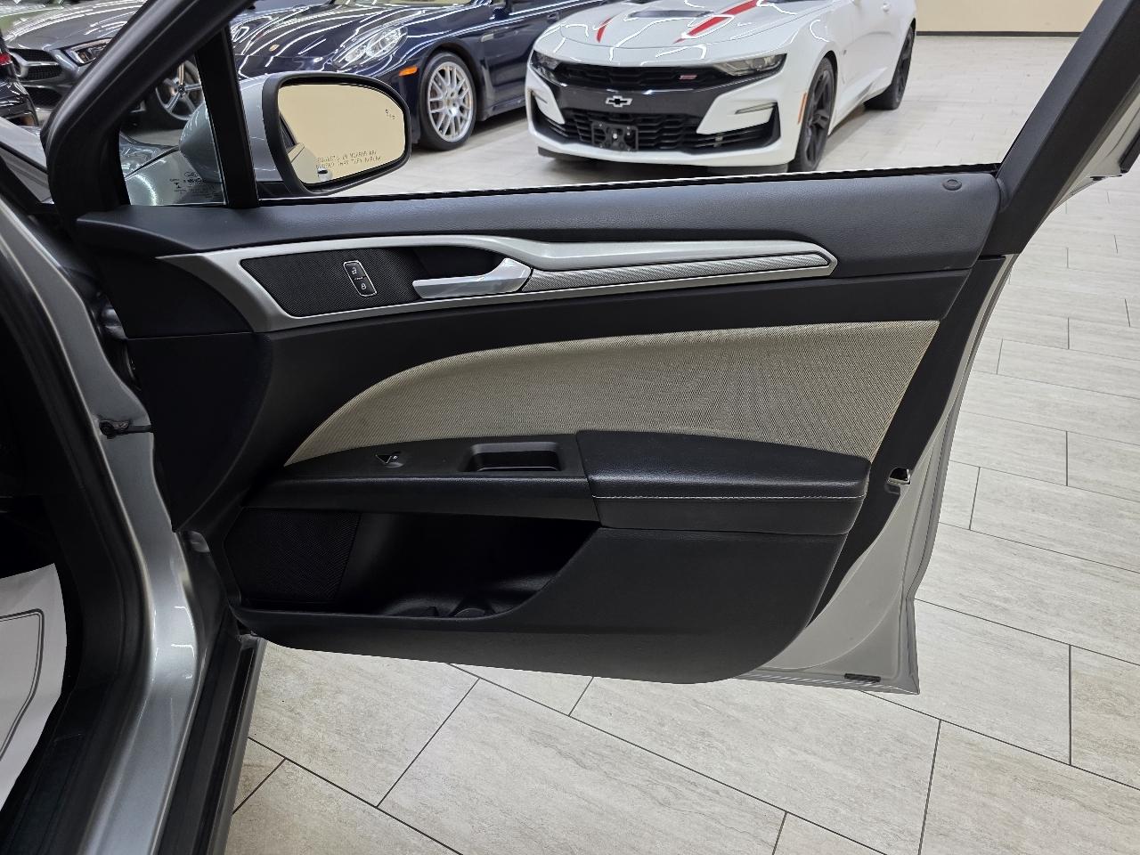 Ford Fusion S 2020