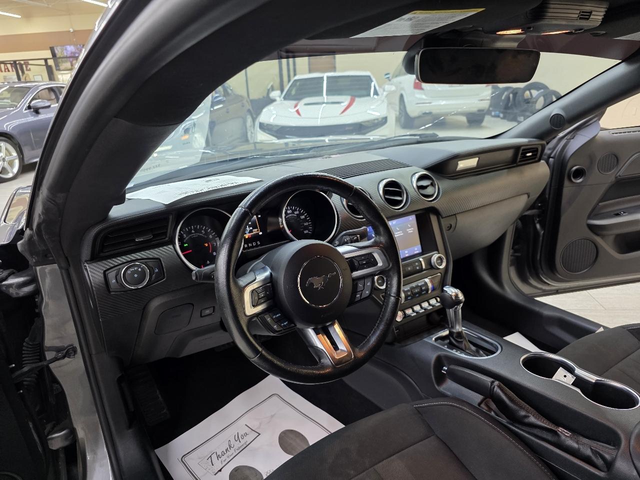 Ford Mustang EcoBoost Coupe 2022