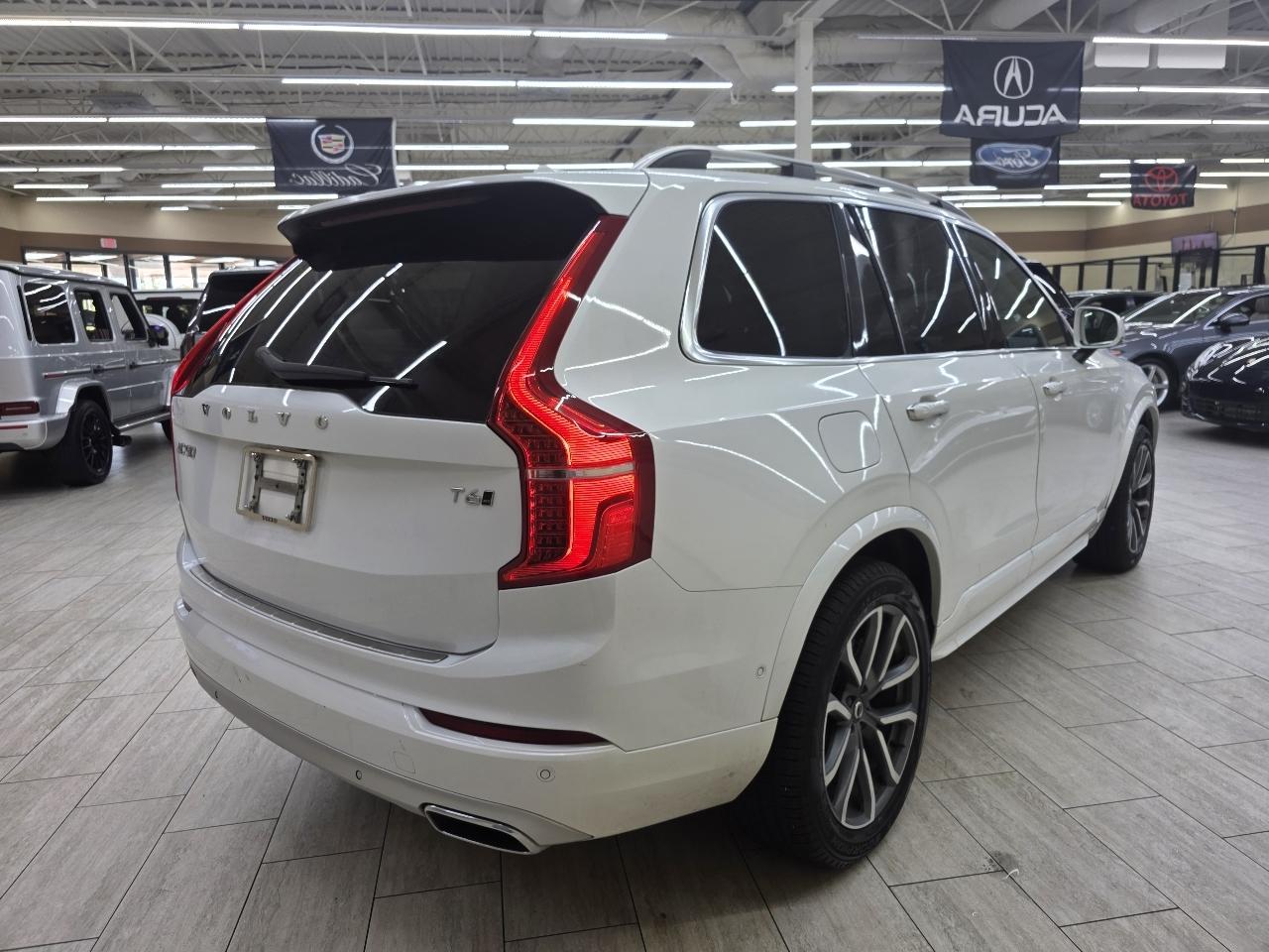 Volvo XC90 T6 Momentum AWD 2018