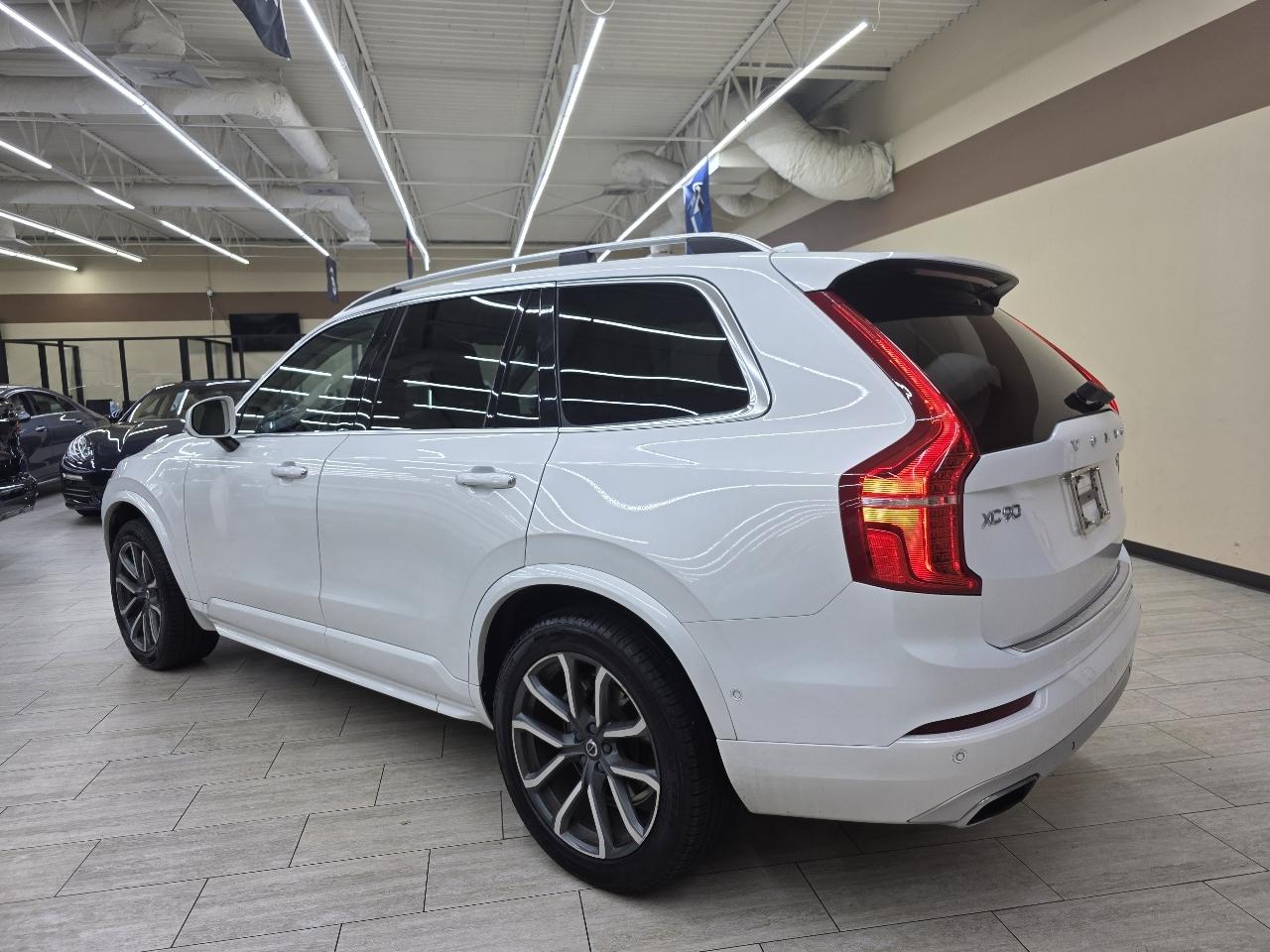 Volvo XC90 T6 Momentum AWD 2018