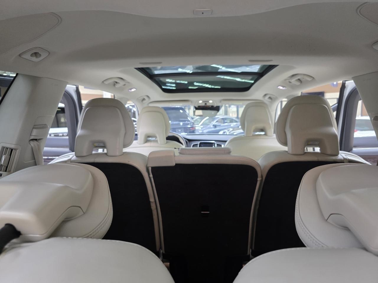 Volvo XC90 T6 Momentum AWD 2018