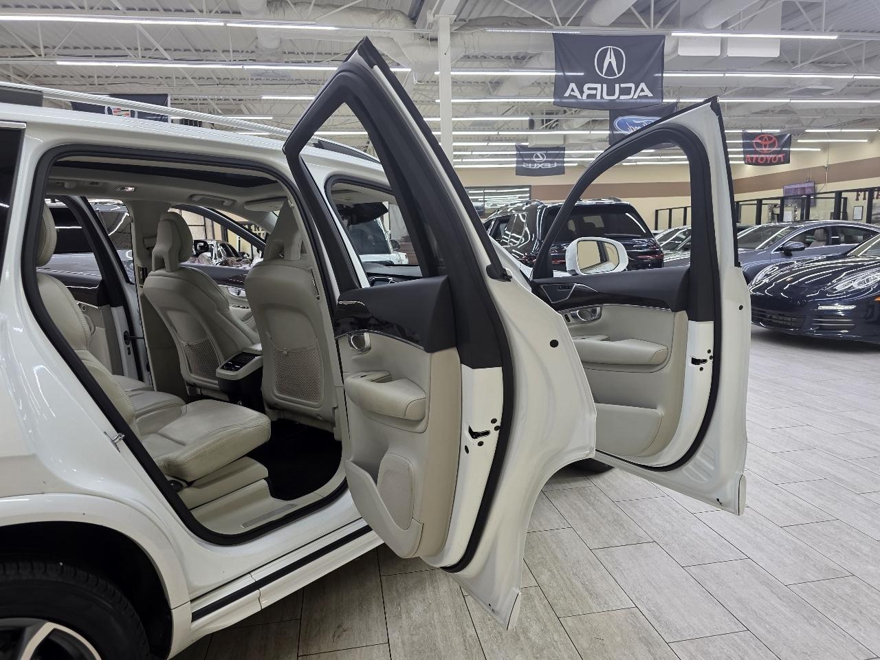 Volvo XC90 T6 Momentum AWD 2018