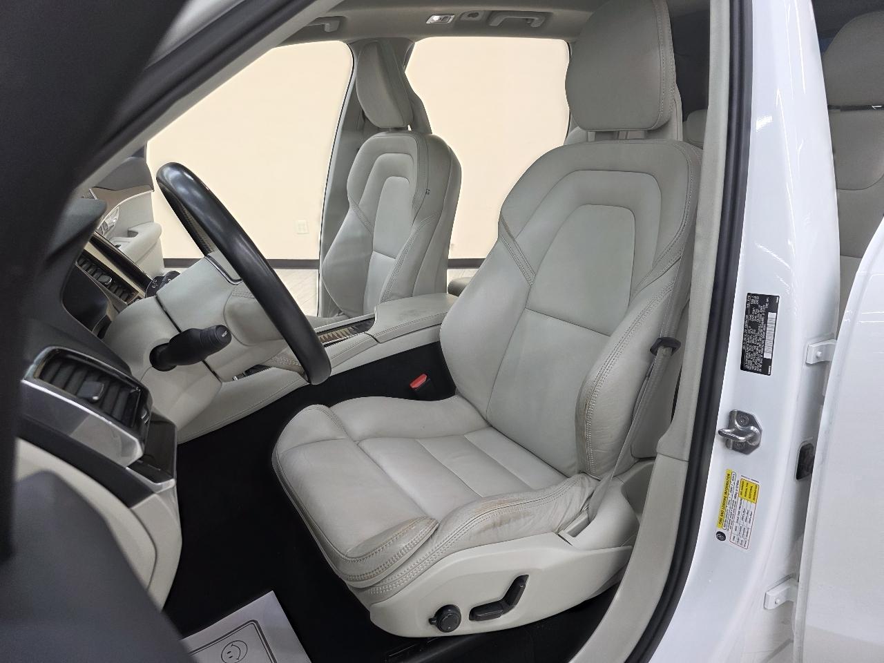 Volvo XC90 T6 Momentum AWD 2018