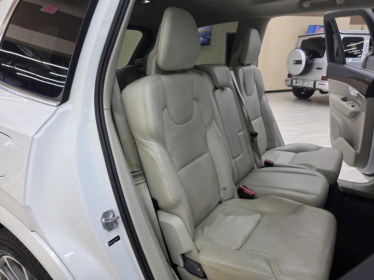 Volvo XC90 T6 Momentum AWD 2018