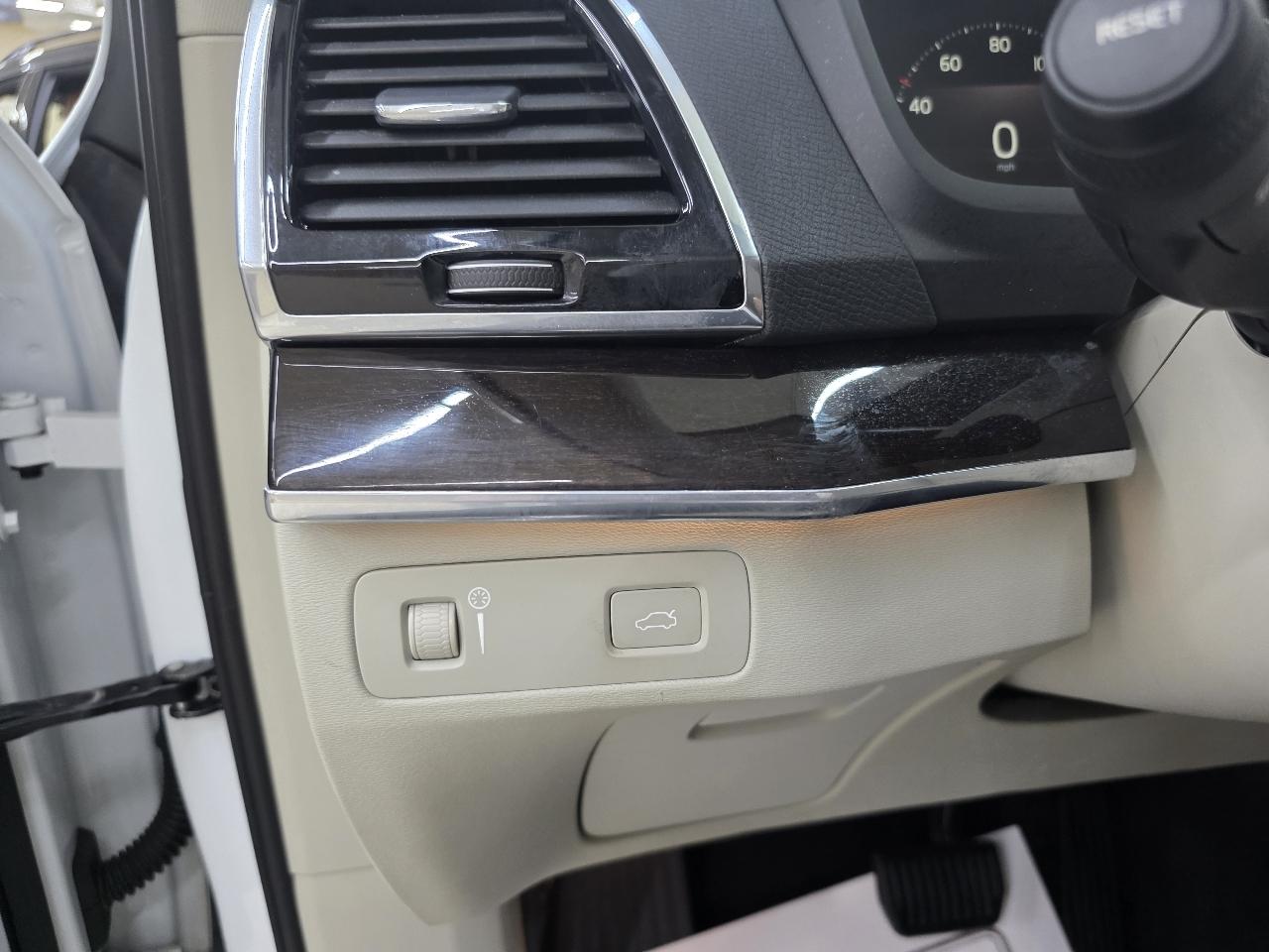 Volvo XC90 T6 Momentum AWD 2018
