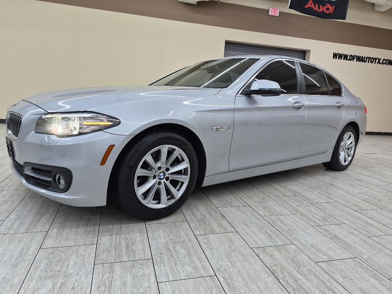 BMW 5-Series 528i 2016