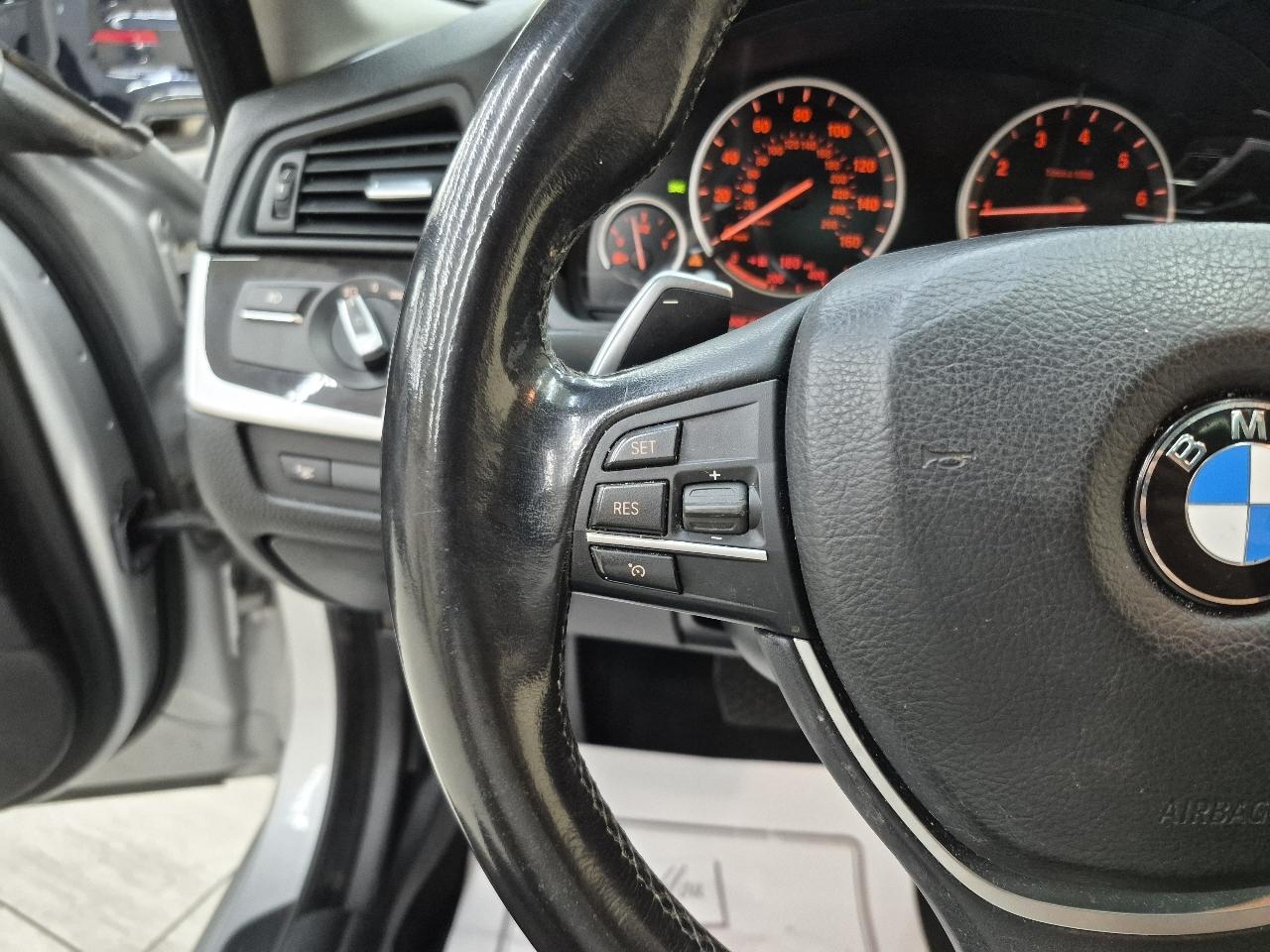 BMW 5-Series 528i 2016