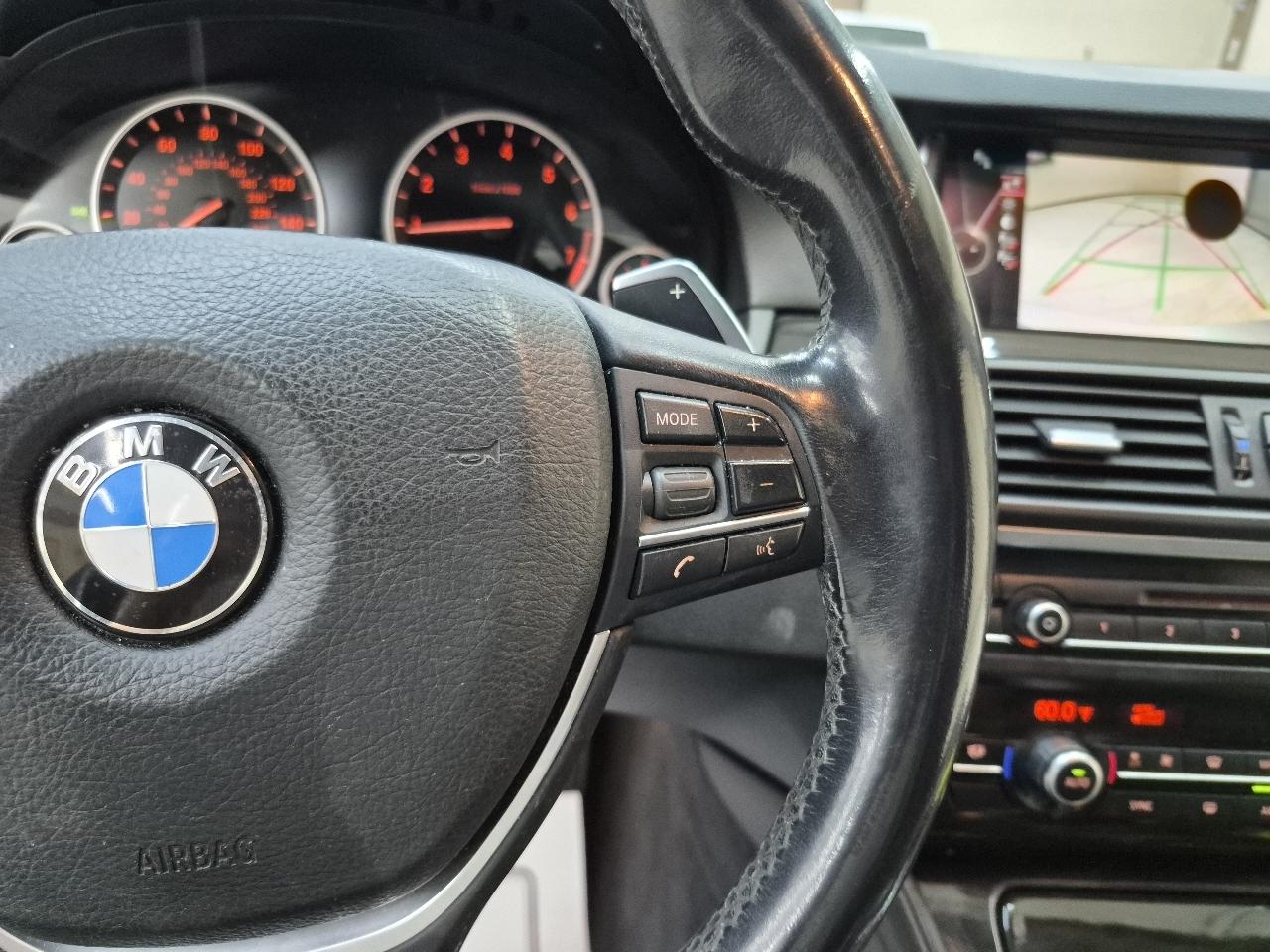 BMW 5-Series 528i 2016