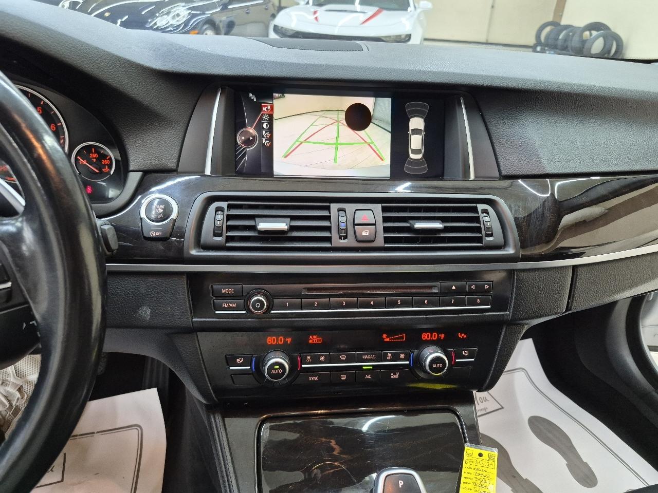 BMW 5-Series 528i 2016