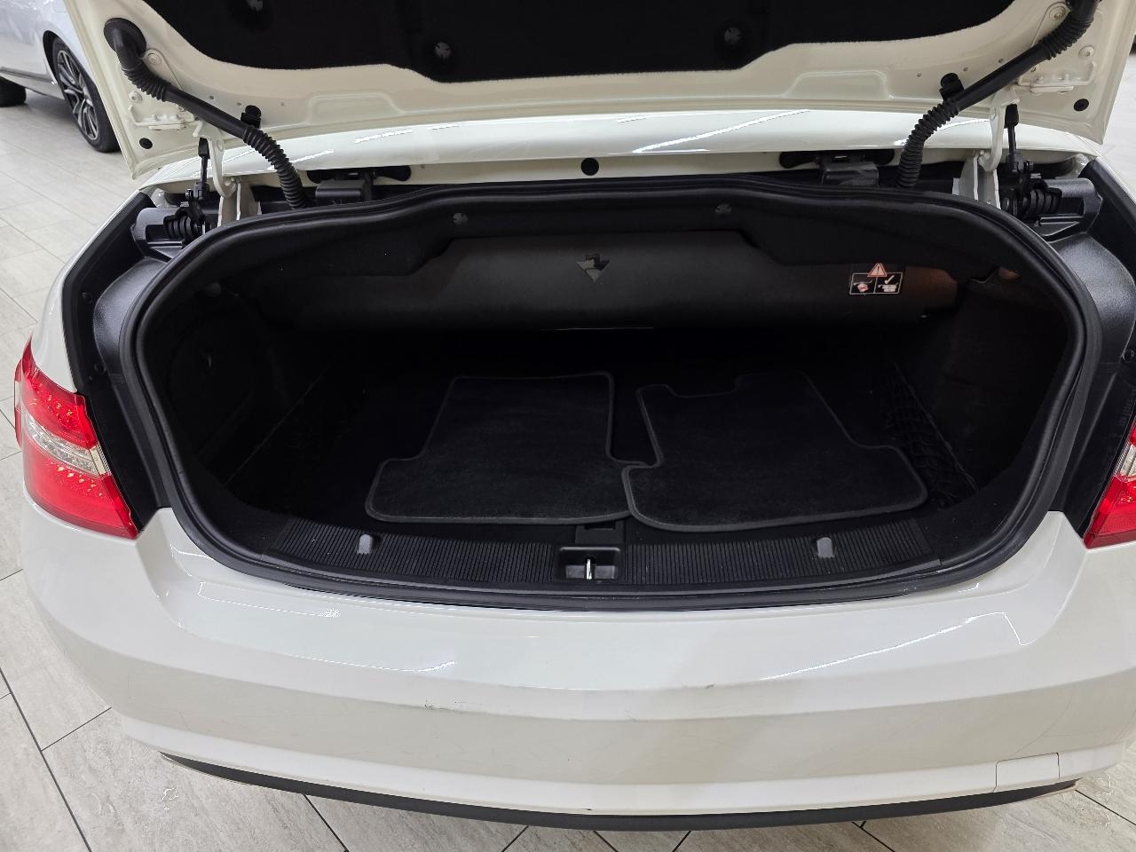 Mercedes-Benz E-Class E550 Cabriolet 2012