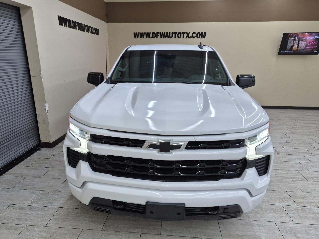 Chevrolet Silverado 1500 RST Crew Cab 4WD 2023