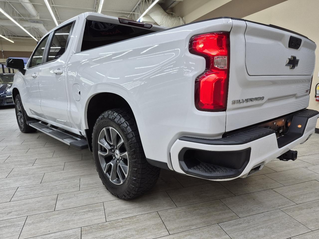Chevrolet Silverado 1500 RST Crew Cab 4WD 2023