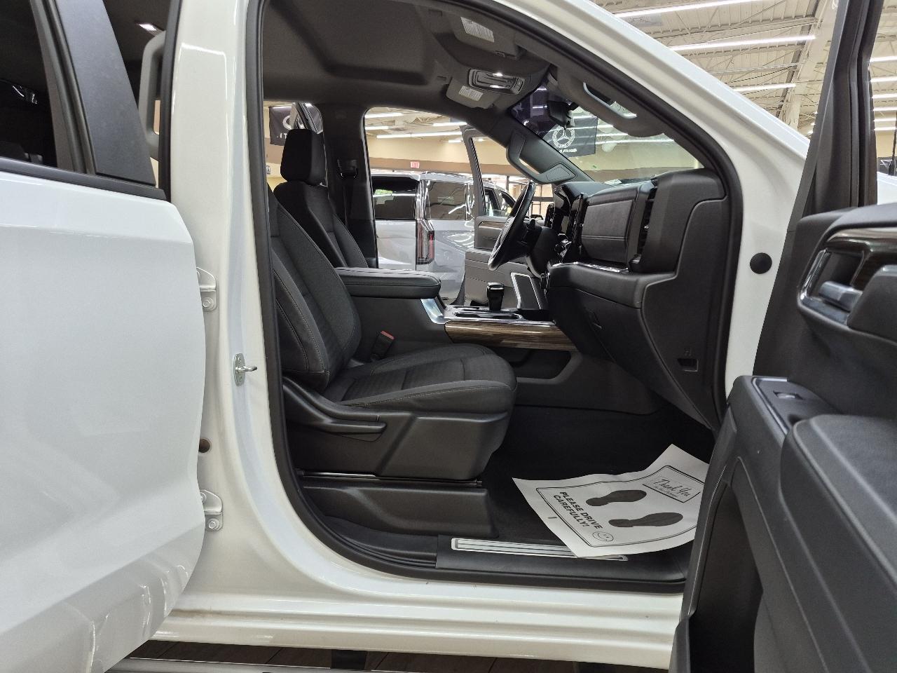 Chevrolet Silverado 1500 RST Crew Cab 4WD 2023