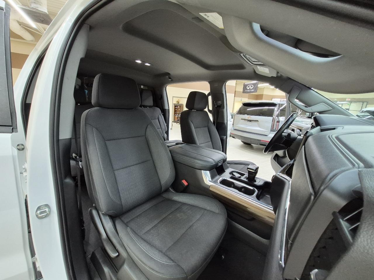 Chevrolet Silverado 1500 RST Crew Cab 4WD 2023