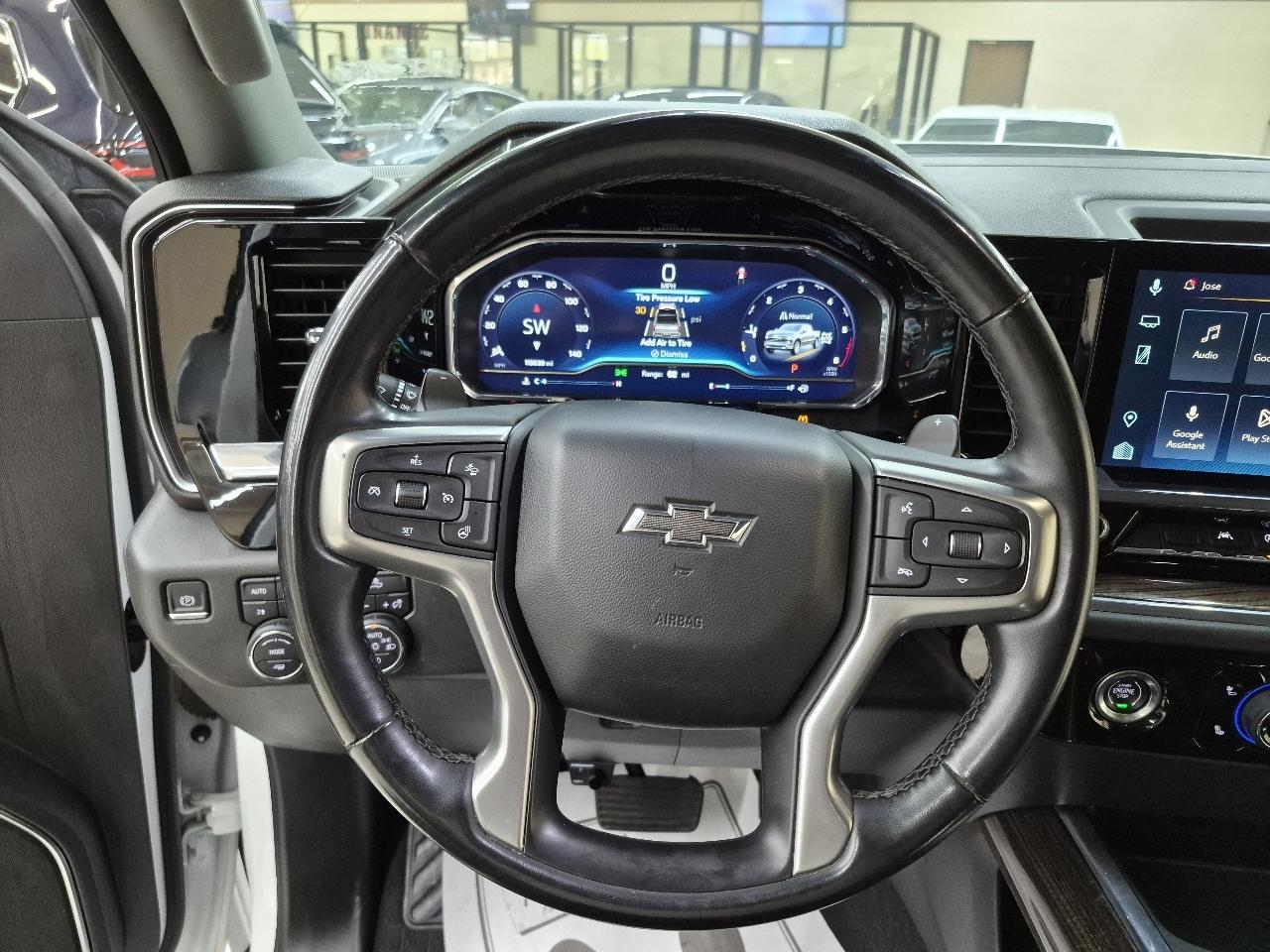 Chevrolet Silverado 1500 RST Crew Cab 4WD 2023