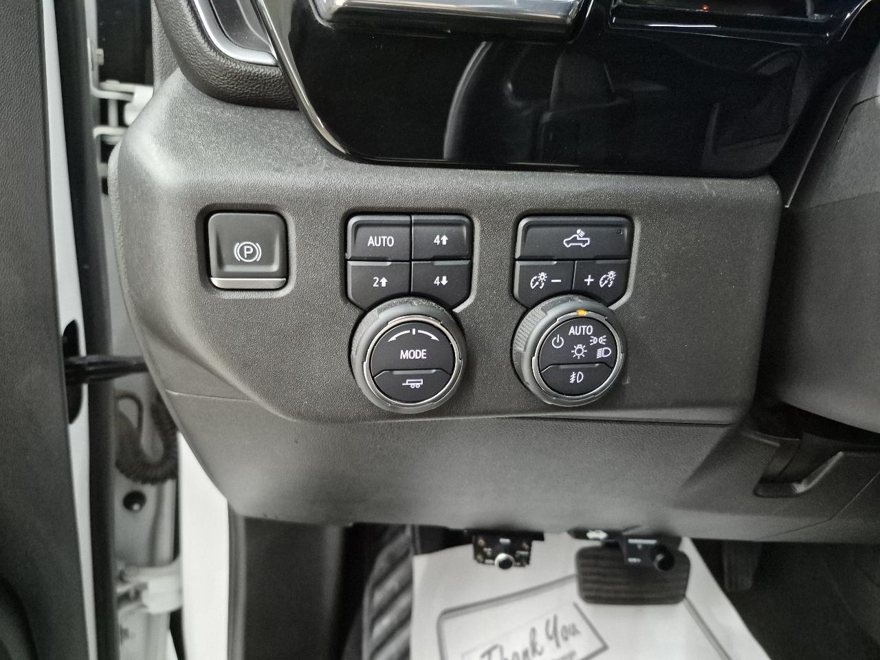 Chevrolet Silverado 1500 RST Crew Cab 4WD 2023