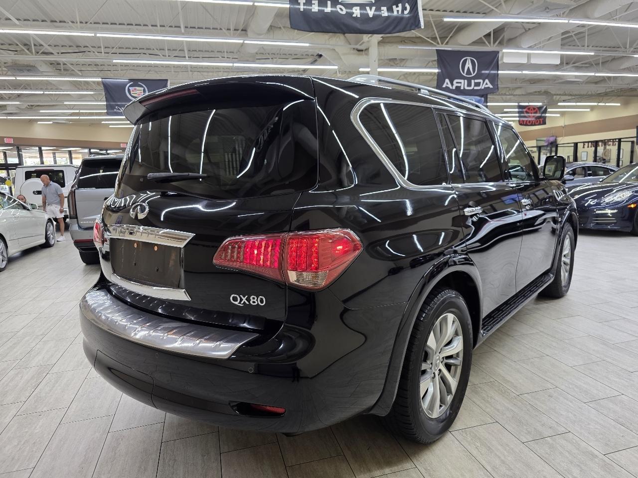 Infiniti QX80 2WD 2017