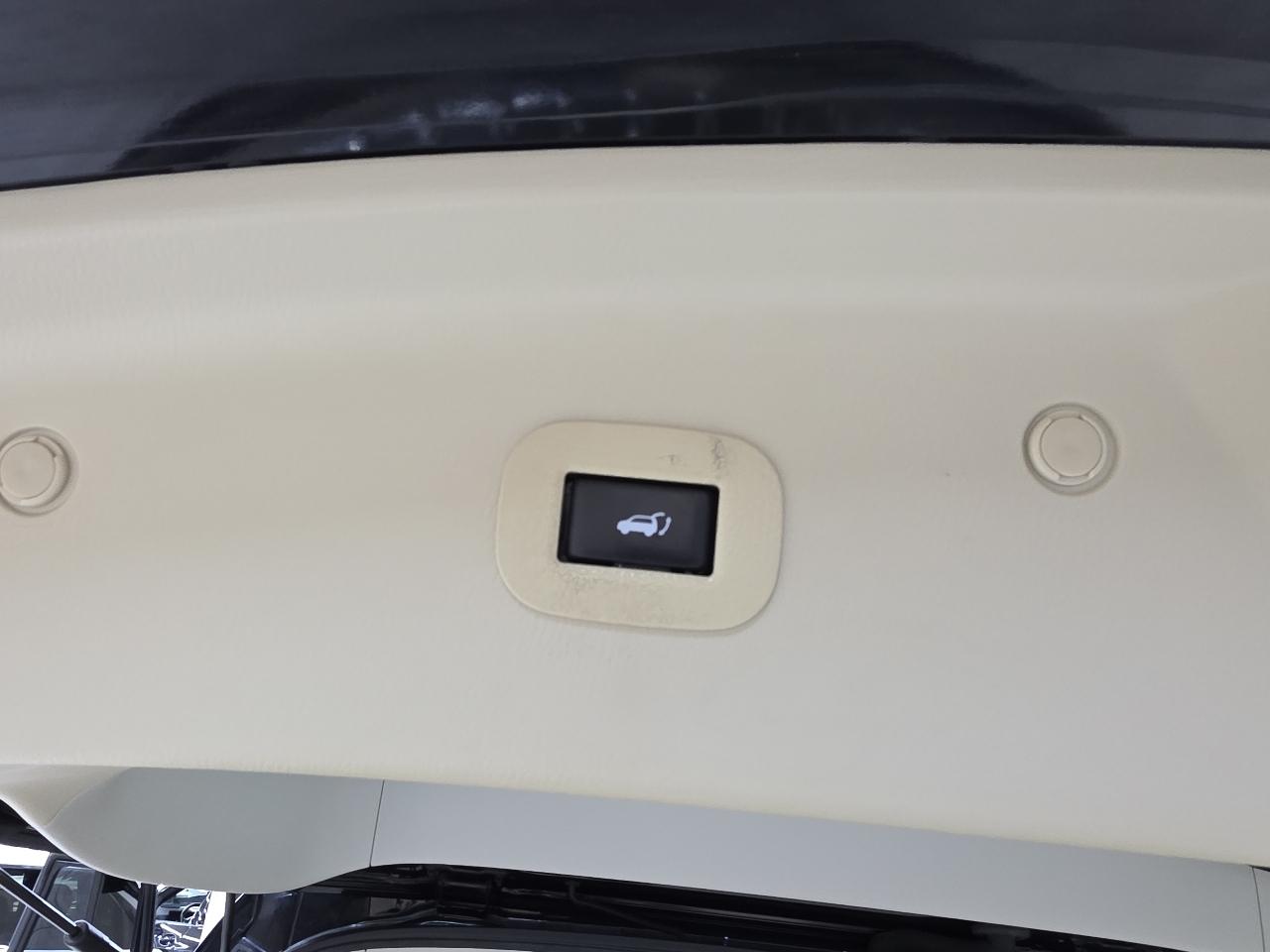 Infiniti QX80 2WD 2017