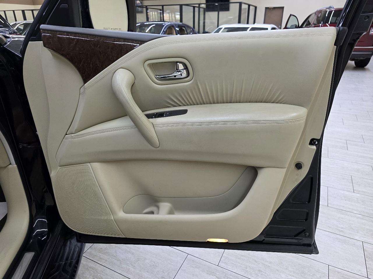 Infiniti QX80 2WD 2017