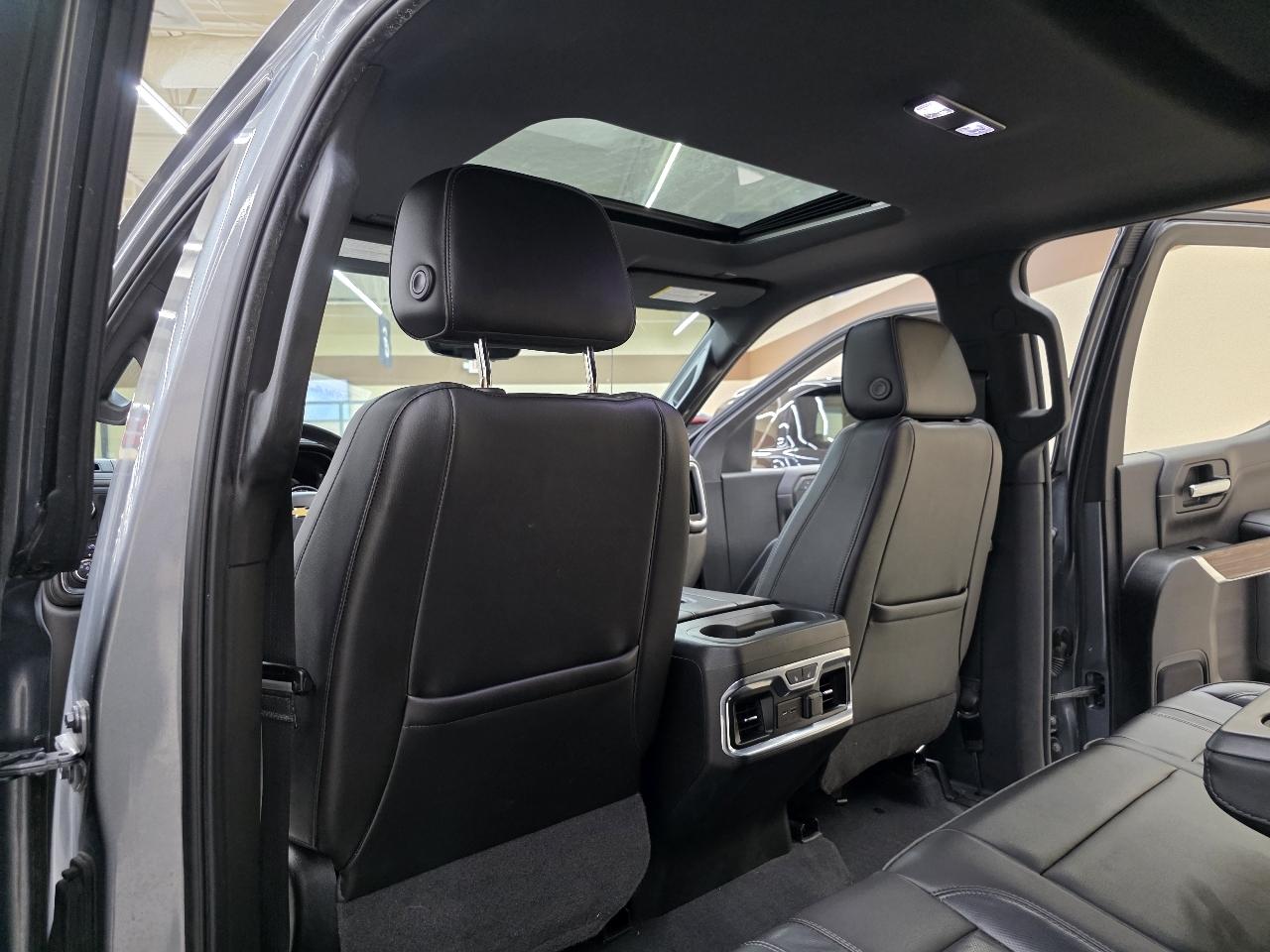 Chevrolet Silverado 1500 High Country Crew Cab 2WD 2019