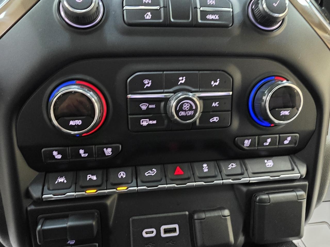 Chevrolet Silverado 1500 High Country Crew Cab 2WD 2019