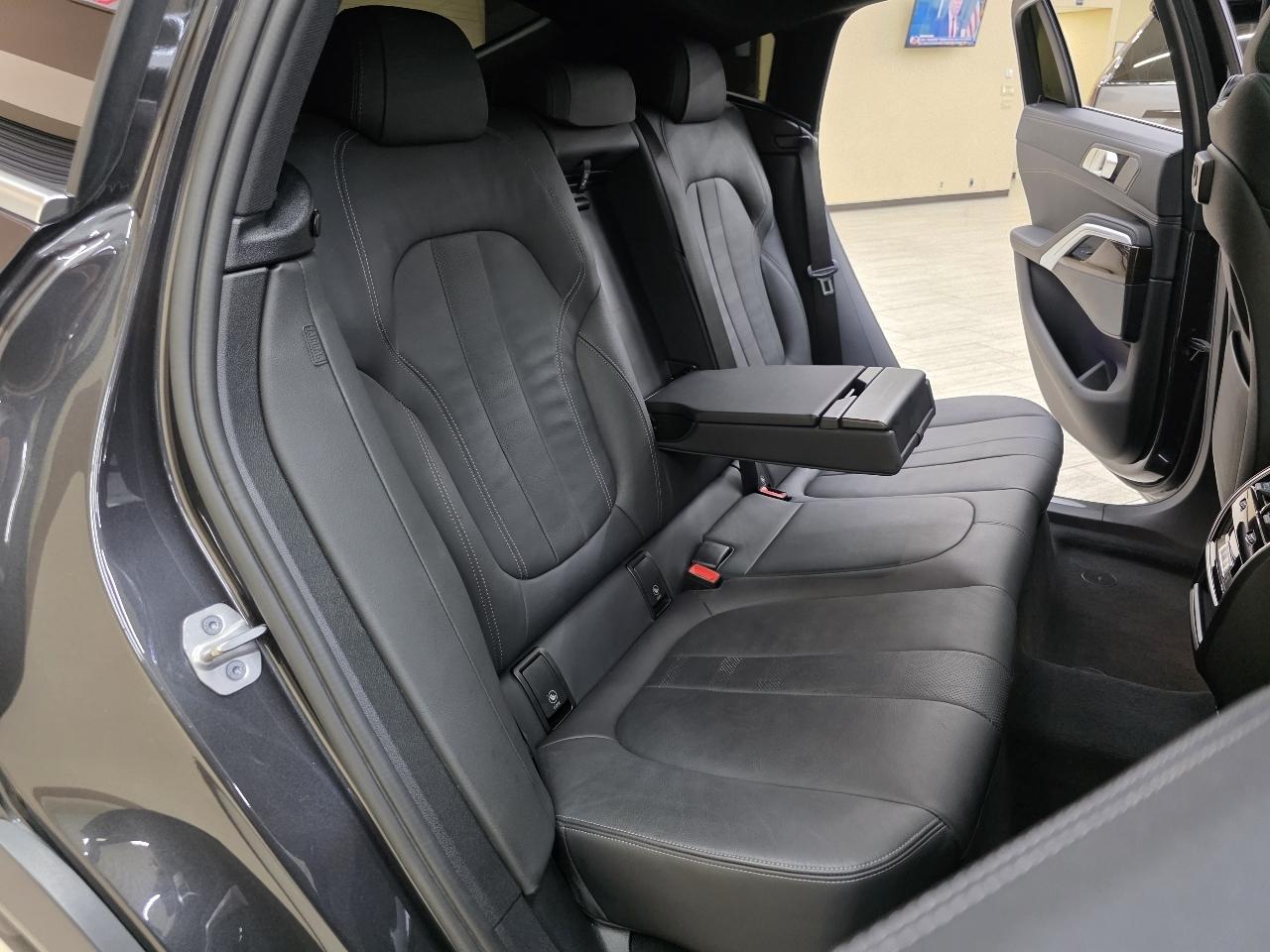 BMW X6 xDrive40i 2021