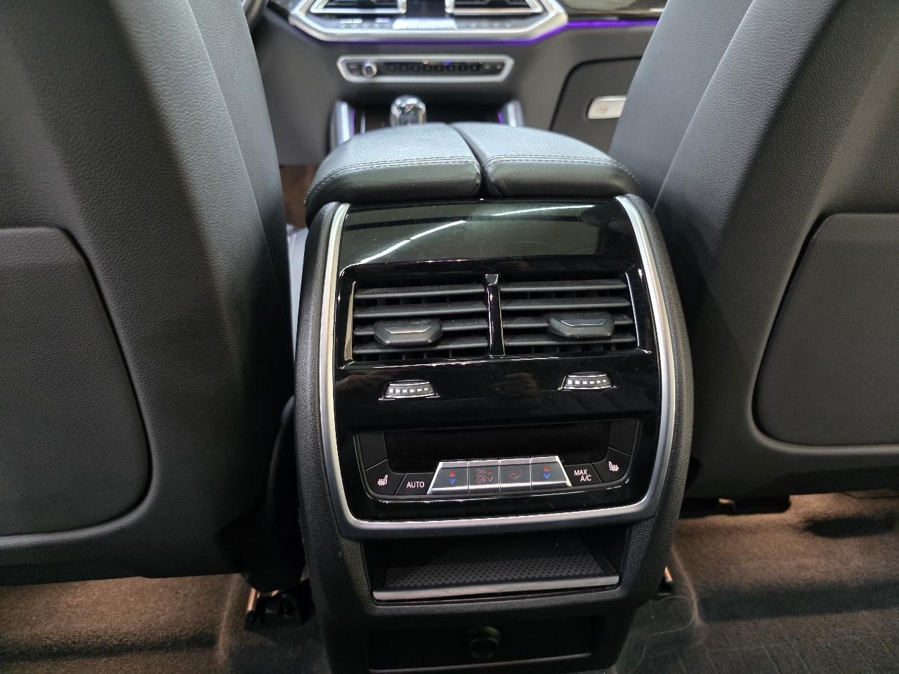 BMW X6 xDrive40i 2021
