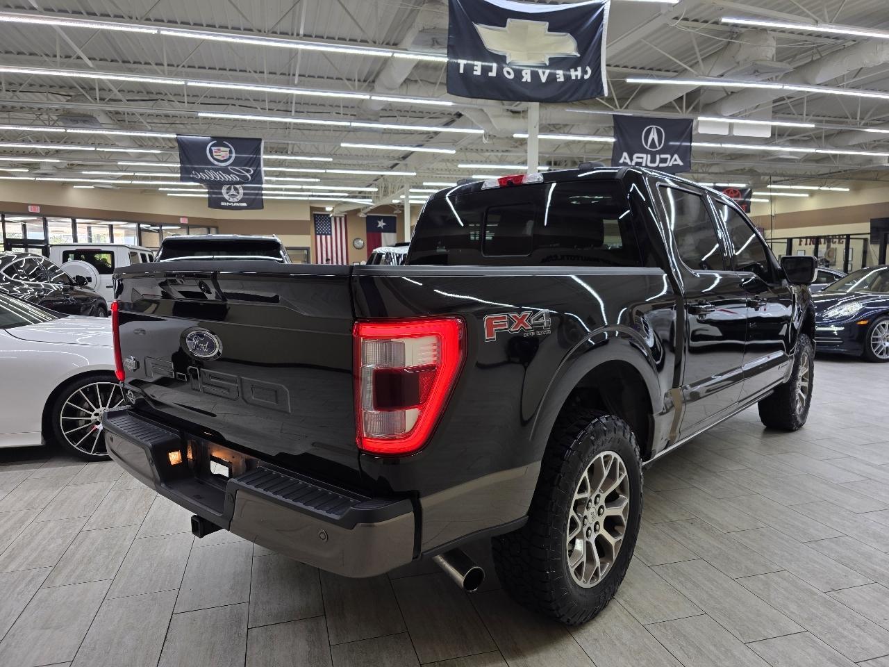 Ford F-150 Lariat SuperCrew 5.5-ft. Bed 4WD 2023