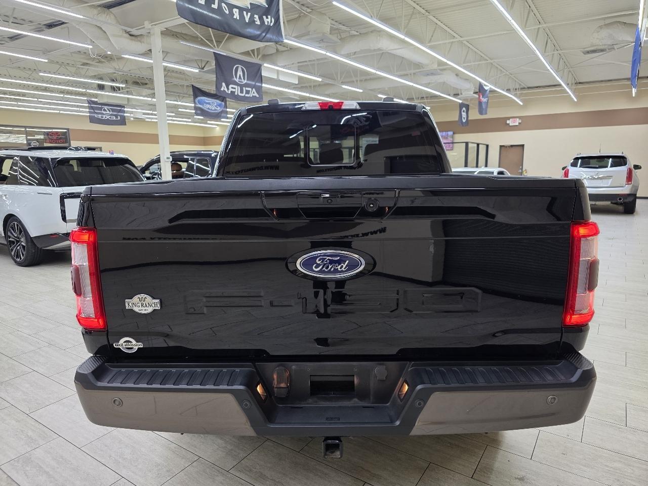 Ford F-150 Lariat SuperCrew 5.5-ft. Bed 4WD 2023