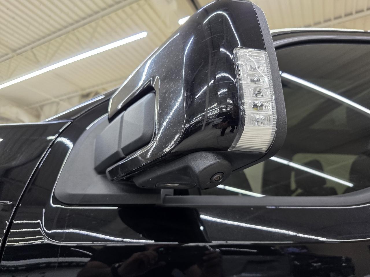 Ford F-150 Lariat SuperCrew 5.5-ft. Bed 4WD 2023