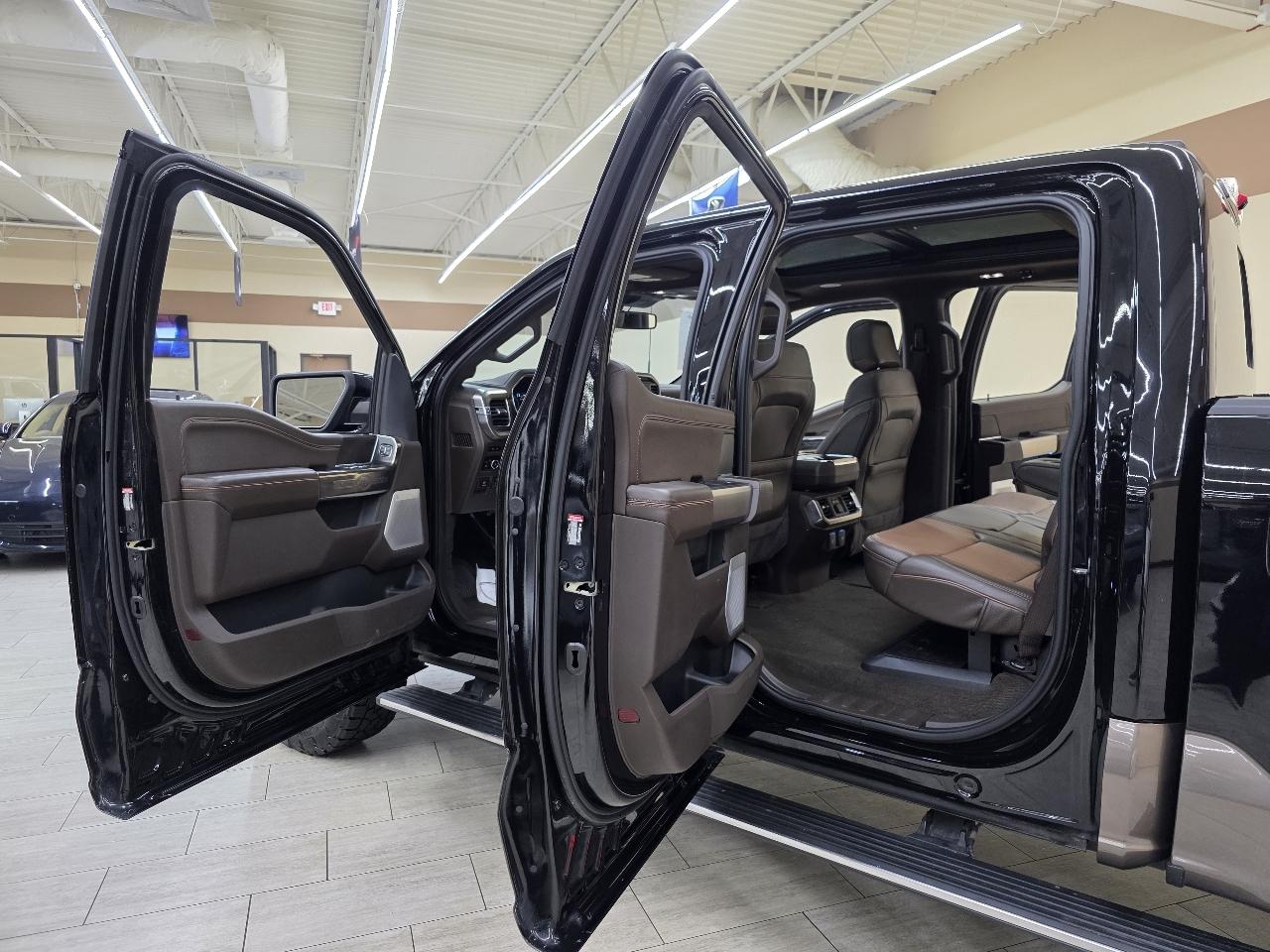 Ford F-150 Lariat SuperCrew 5.5-ft. Bed 4WD 2023