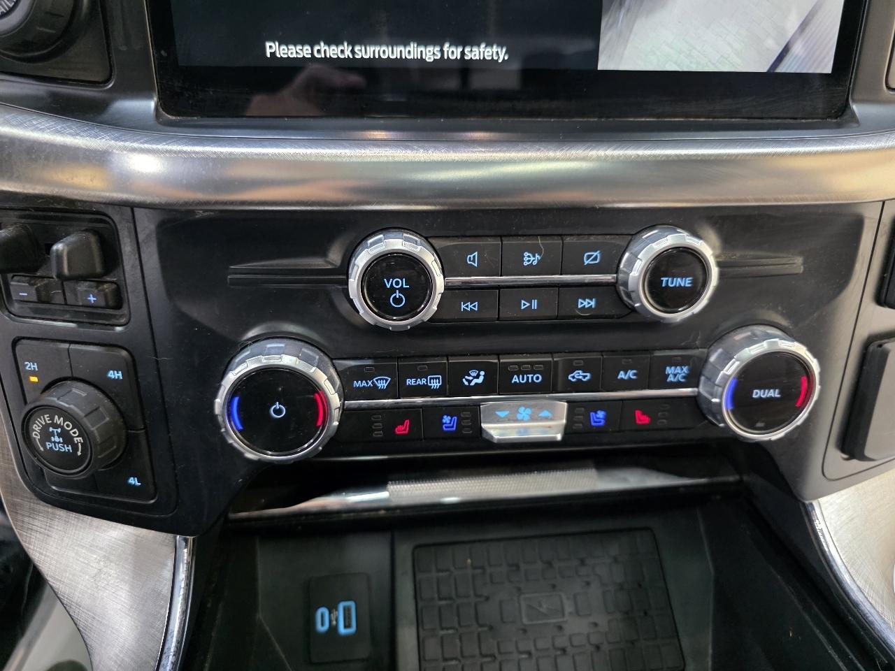 Ford F-150 Lariat SuperCrew 5.5-ft. Bed 4WD 2023
