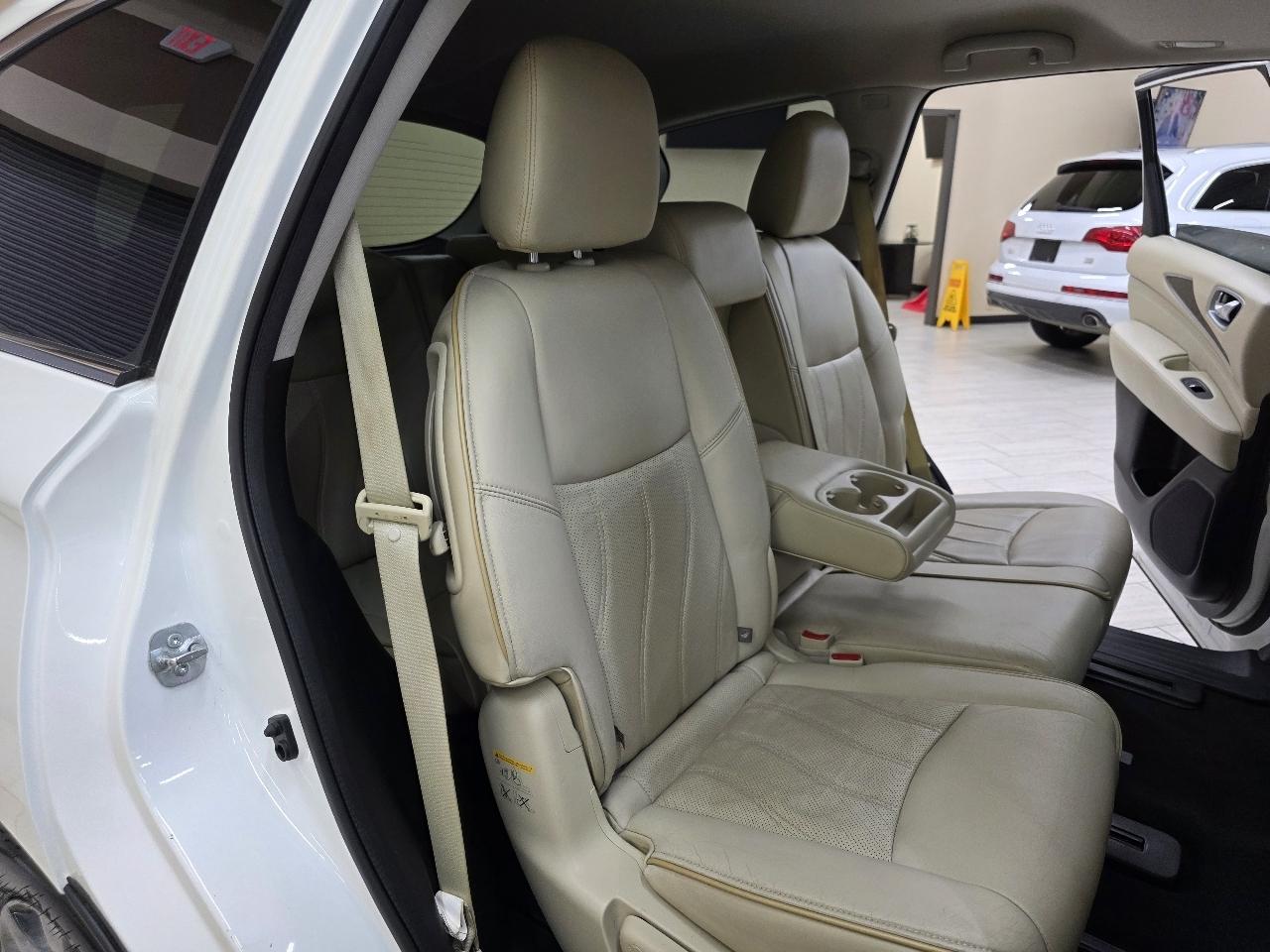 Infiniti QX60 Base AWD 2015