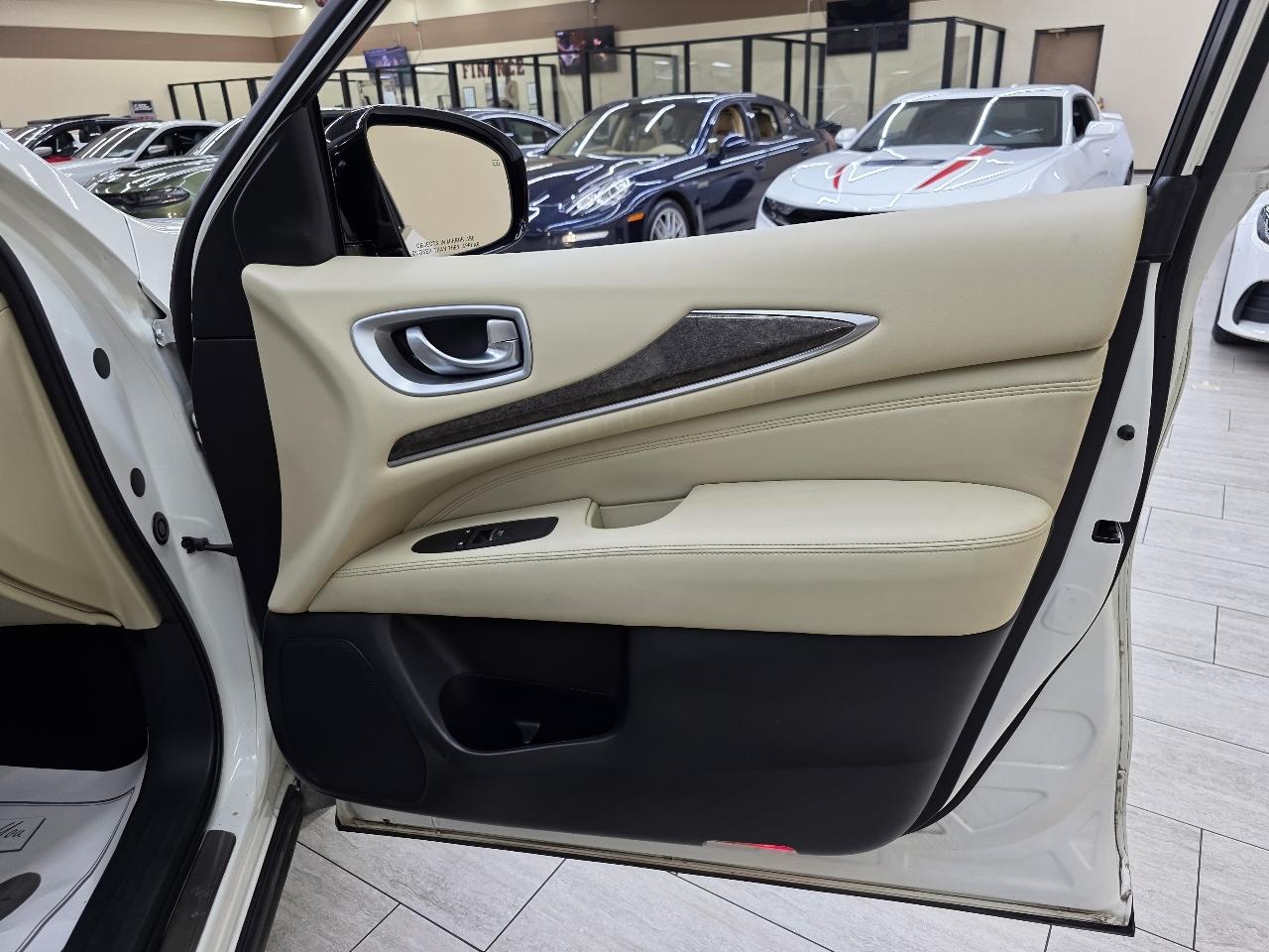 Infiniti QX60 Base AWD 2015