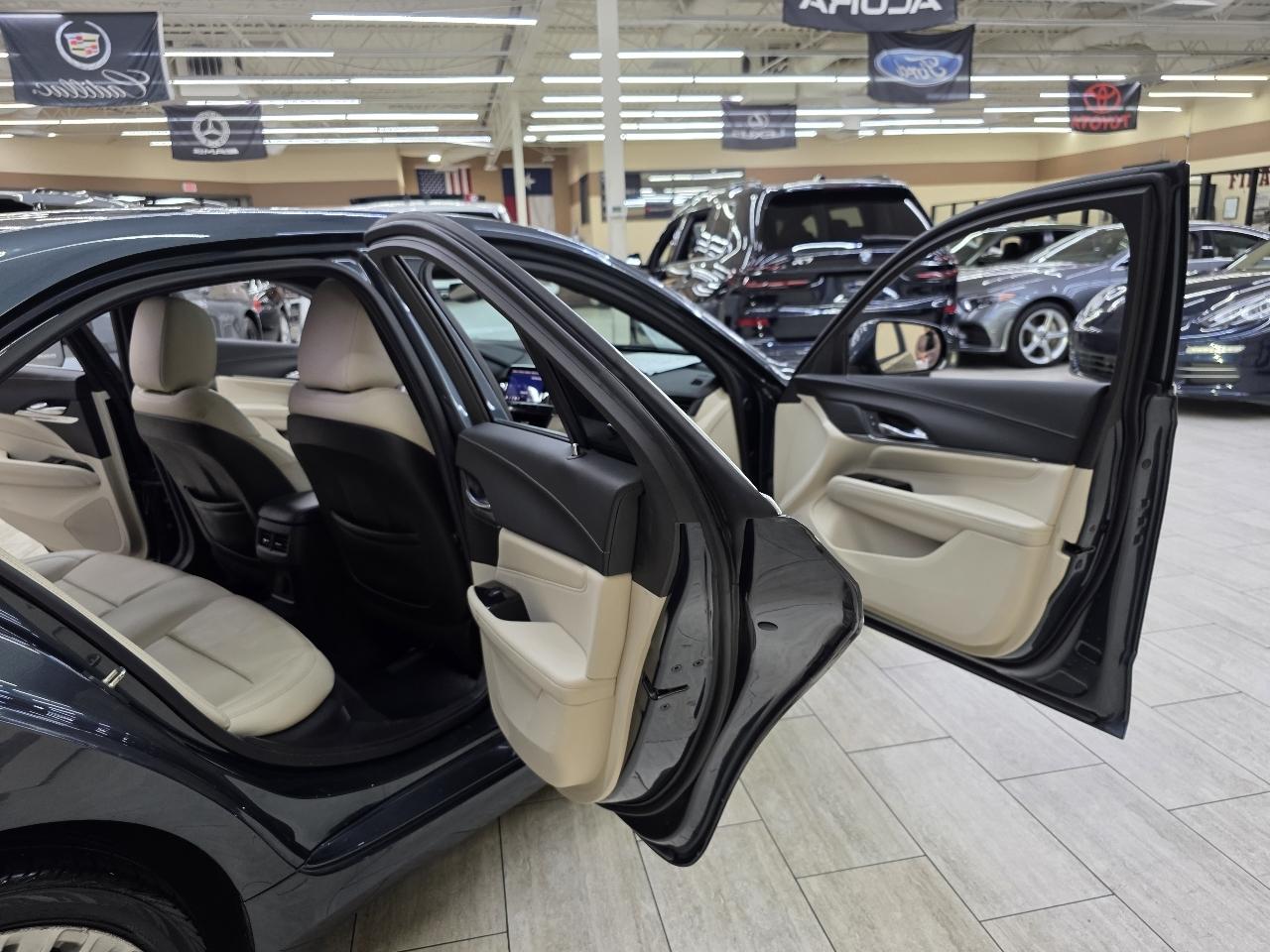 Cadillac CT4 Premium Luxury 2021