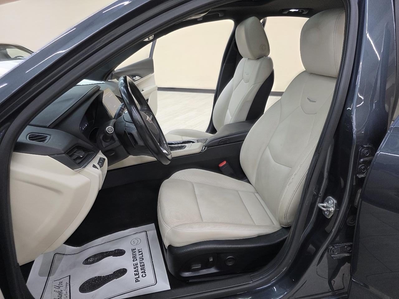 Cadillac CT4 Premium Luxury 2021