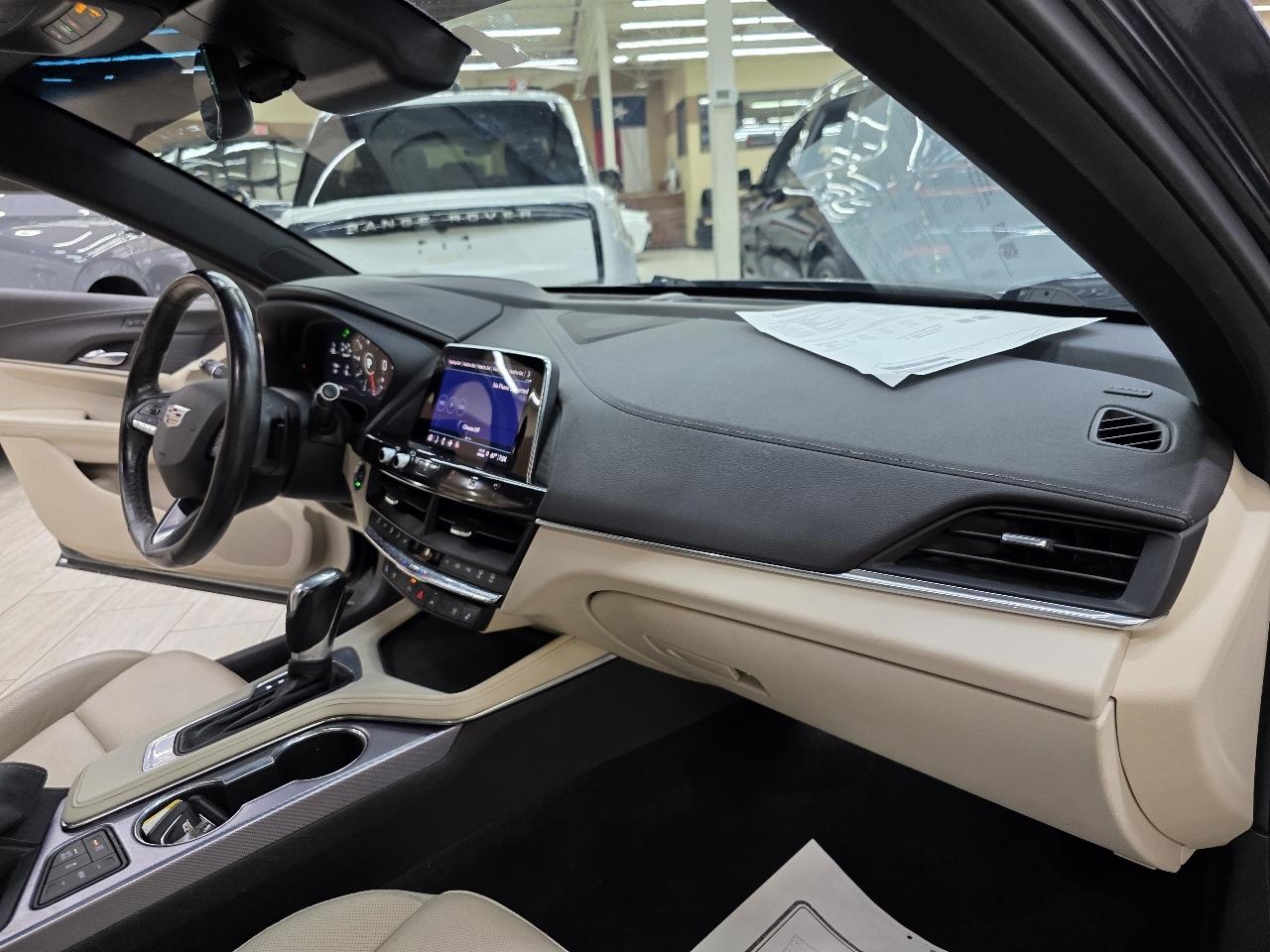 Cadillac CT4 Premium Luxury 2021