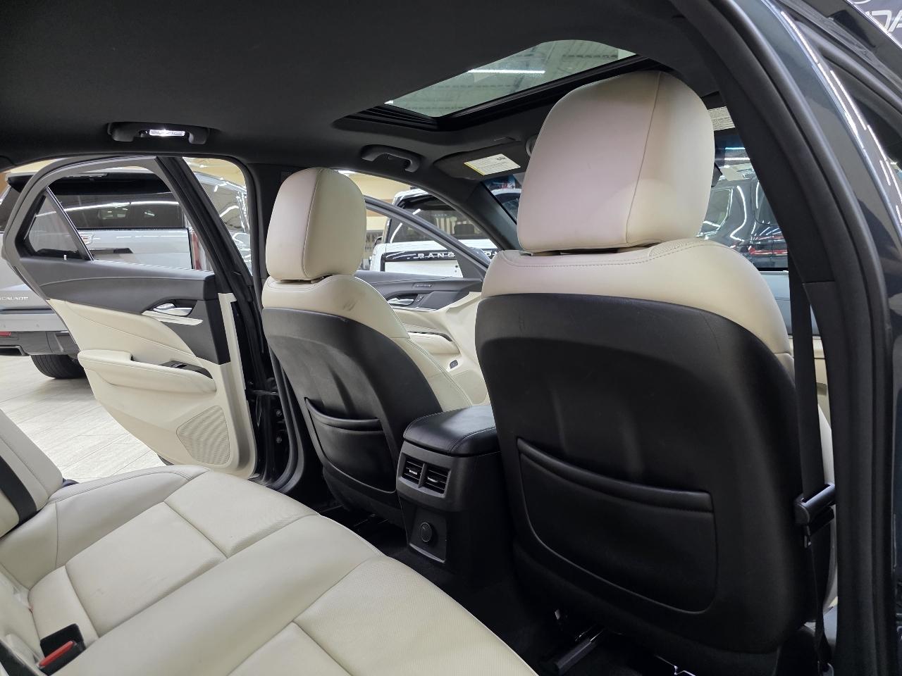 Cadillac CT4 Premium Luxury 2021