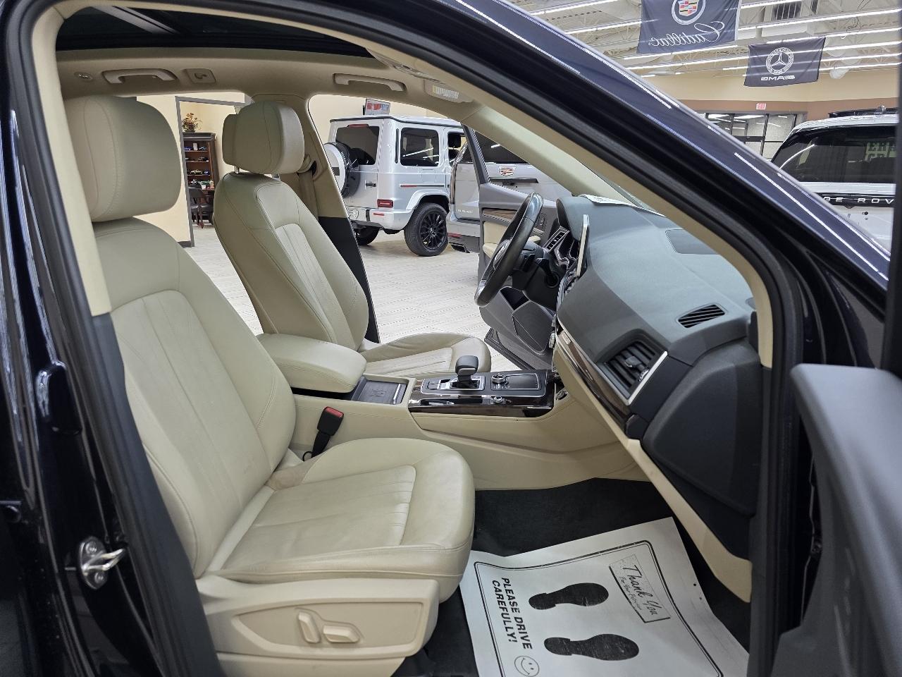 Audi Q5 2.0T Premium Plus quattro 2020