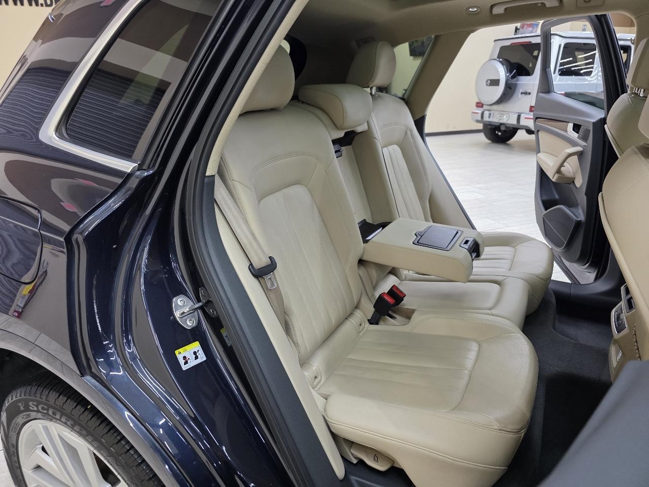 Audi Q5 2.0T Premium Plus quattro 2020