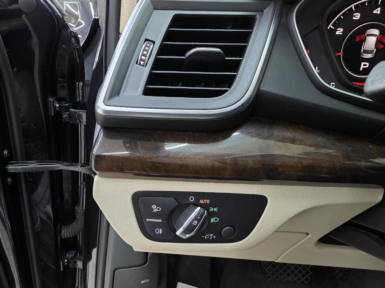 Audi Q5 2.0T Premium Plus quattro 2020