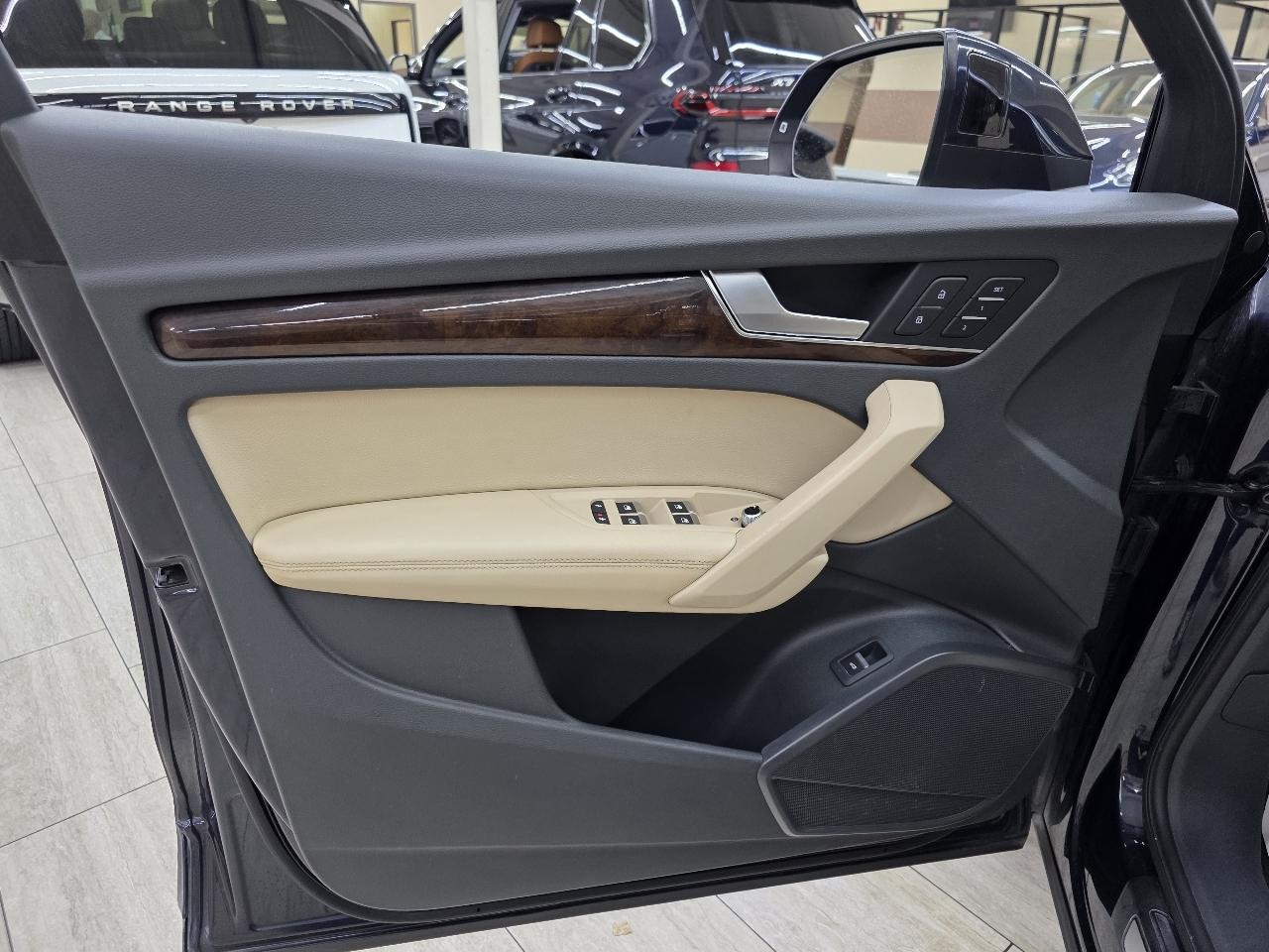 Audi Q5 2.0T Premium Plus quattro 2020